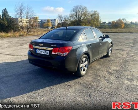 Черный Шевроле Круз, объемом двигателя 1.7 л и пробегом 221 тыс. км за 8000 $, фото 1 на Automoto.ua