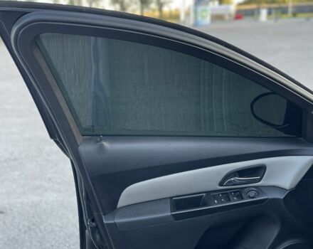 Чорний Шевроле Круз, об'ємом двигуна 1.8 л та пробігом 220 тис. км за 5500 $, фото 15 на Automoto.ua