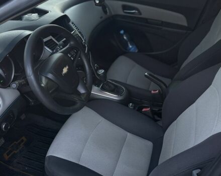 Чорний Шевроле Круз, об'ємом двигуна 1.8 л та пробігом 220 тис. км за 5500 $, фото 13 на Automoto.ua