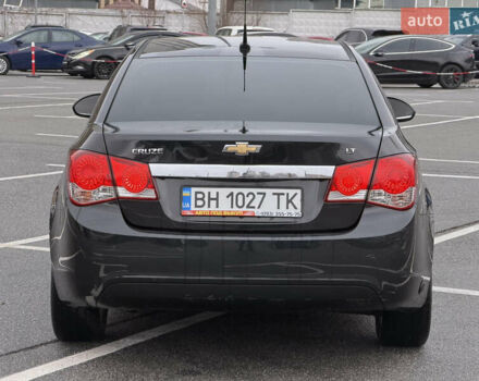 Черный Шевроле Круз, объемом двигателя 1.4 л и пробегом 243 тыс. км за 5800 $, фото 6 на Automoto.ua