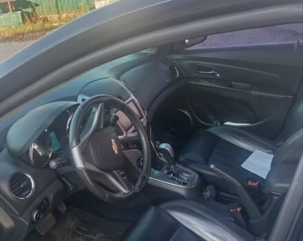 Черный Шевроле Круз, объемом двигателя 1.8 л и пробегом 195 тыс. км за 6500 $, фото 2 на Automoto.ua