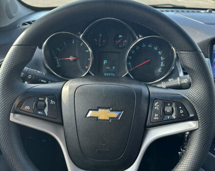 Черный Шевроле Круз, объемом двигателя 1.8 л и пробегом 123 тыс. км за 9600 $, фото 31 на Automoto.ua