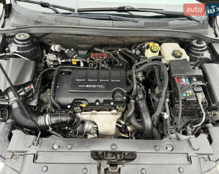 Черный Шевроле Круз, объемом двигателя 1.4 л и пробегом 243 тыс. км за 5800 $, фото 19 на Automoto.ua