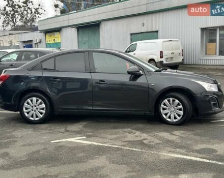 Чорний Шевроле Круз, об'ємом двигуна 2 л та пробігом 214 тис. км за 6290 $, фото 3 на Automoto.ua