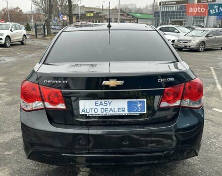 Чорний Шевроле Круз, об'ємом двигуна 2 л та пробігом 214 тис. км за 6290 $, фото 4 на Automoto.ua
