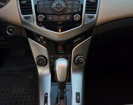 Чорний Шевроле Круз, об'ємом двигуна 1.36 л та пробігом 180 тис. км за 7700 $, фото 22 на Automoto.ua