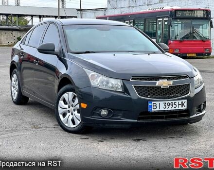 Черный Шевроле Круз, объемом двигателя 1.8 л и пробегом 235 тыс. км за 6000 $, фото 1 на Automoto.ua
