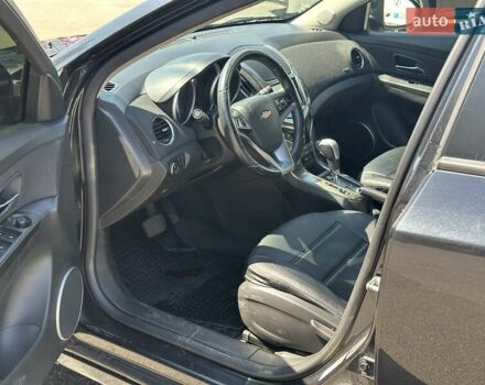 Черный Шевроле Круз, объемом двигателя 2 л и пробегом 214 тыс. км за 6590 $, фото 9 на Automoto.ua