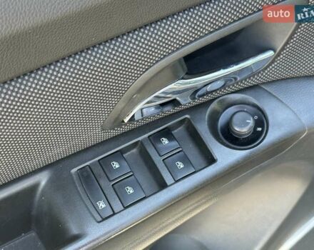 Черный Шевроле Круз, объемом двигателя 2 л и пробегом 214 тыс. км за 6590 $, фото 12 на Automoto.ua