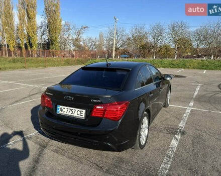 Черный Шевроле Круз, объемом двигателя 1.8 л и пробегом 123 тыс. км за 9600 $, фото 4 на Automoto.ua