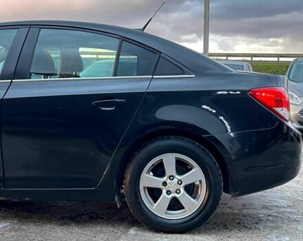 Черный Шевроле Круз, объемом двигателя 1.4 л и пробегом 172 тыс. км за 6990 $, фото 4 на Automoto.ua