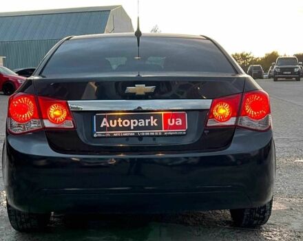 Черный Шевроле Круз, объемом двигателя 1.4 л и пробегом 172 тыс. км за 6990 $, фото 6 на Automoto.ua