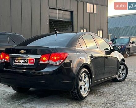 Черный Шевроле Круз, объемом двигателя 1.4 л и пробегом 172 тыс. км за 6990 $, фото 7 на Automoto.ua