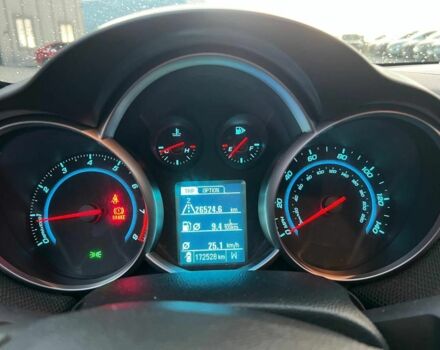 Черный Шевроле Круз, объемом двигателя 1.4 л и пробегом 172 тыс. км за 6990 $, фото 18 на Automoto.ua