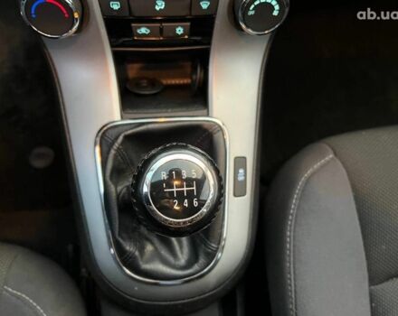 Черный Шевроле Круз, объемом двигателя 1.4 л и пробегом 172 тыс. км за 6990 $, фото 29 на Automoto.ua