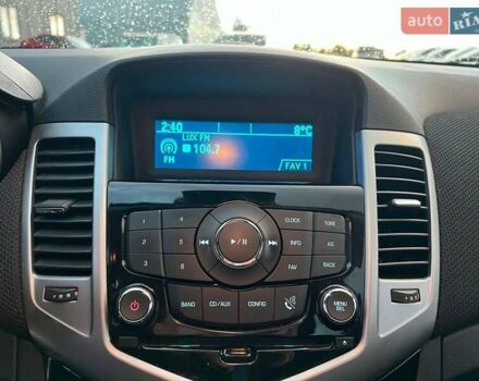 Черный Шевроле Круз, объемом двигателя 1.4 л и пробегом 172 тыс. км за 6990 $, фото 26 на Automoto.ua