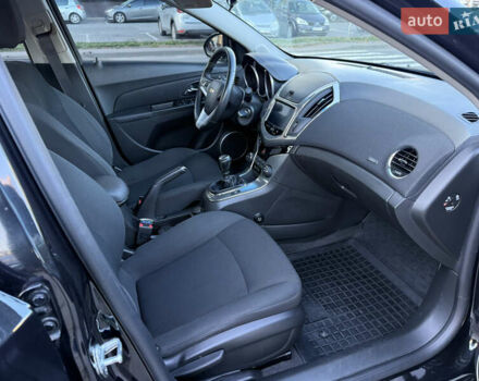 Черный Шевроле Круз, объемом двигателя 1.8 л и пробегом 85 тыс. км за 7600 $, фото 15 на Automoto.ua