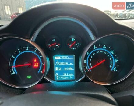 Черный Шевроле Круз, объемом двигателя 1.4 л и пробегом 172 тыс. км за 6990 $, фото 18 на Automoto.ua