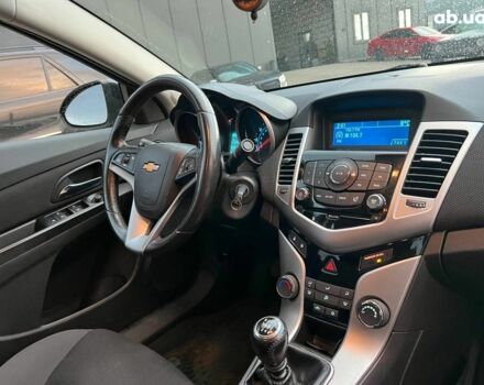 Черный Шевроле Круз, объемом двигателя 1.4 л и пробегом 172 тыс. км за 6990 $, фото 35 на Automoto.ua