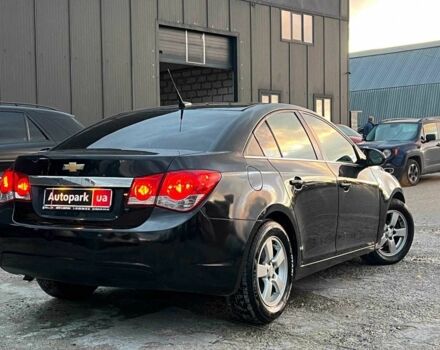 Черный Шевроле Круз, объемом двигателя 1.4 л и пробегом 172 тыс. км за 6990 $, фото 7 на Automoto.ua