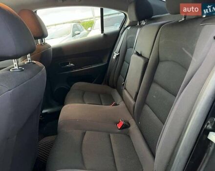 Черный Шевроле Круз, объемом двигателя 1.4 л и пробегом 172 тыс. км за 6990 $, фото 33 на Automoto.ua