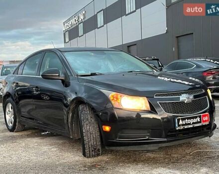 Черный Шевроле Круз, объемом двигателя 1.4 л и пробегом 172 тыс. км за 6990 $, фото 2 на Automoto.ua