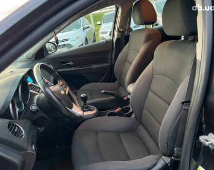 Черный Шевроле Круз, объемом двигателя 1.4 л и пробегом 172 тыс. км за 6990 $, фото 15 на Automoto.ua