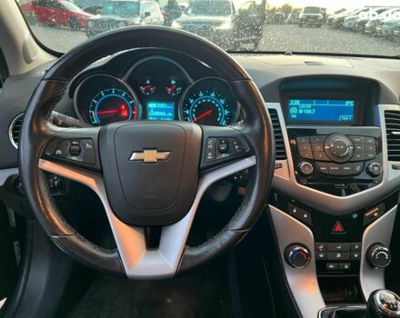 Черный Шевроле Круз, объемом двигателя 1.4 л и пробегом 172 тыс. км за 6990 $, фото 19 на Automoto.ua