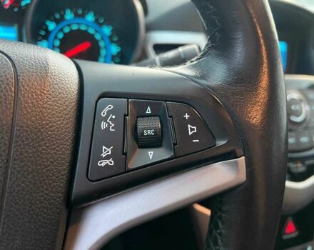 Черный Шевроле Круз, объемом двигателя 1.4 л и пробегом 172 тыс. км за 6990 $, фото 22 на Automoto.ua