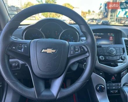 Чорний Шевроле Круз, об'ємом двигуна 1.36 л та пробігом 102 тис. км за 8800 $, фото 23 на Automoto.ua