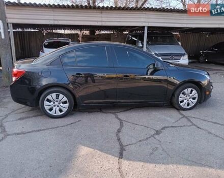 Черный Шевроле Круз, объемом двигателя 1.8 л и пробегом 208 тыс. км за 9000 $, фото 5 на Automoto.ua