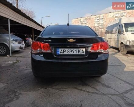 Черный Шевроле Круз, объемом двигателя 1.8 л и пробегом 208 тыс. км за 9000 $, фото 2 на Automoto.ua