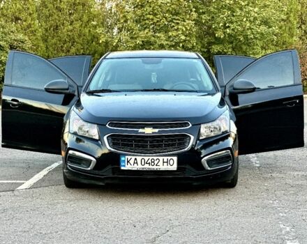 Черный Шевроле Круз, объемом двигателя 1.8 л и пробегом 185 тыс. км за 7700 $, фото 4 на Automoto.ua