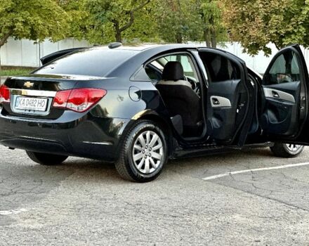 Черный Шевроле Круз, объемом двигателя 1.8 л и пробегом 185 тыс. км за 7700 $, фото 2 на Automoto.ua