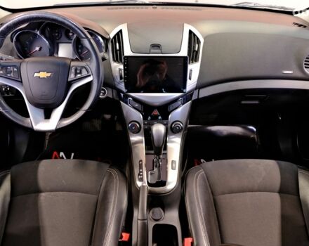 Черный Шевроле Круз, объемом двигателя 1.4 л и пробегом 65 тыс. км за 9500 $, фото 6 на Automoto.ua