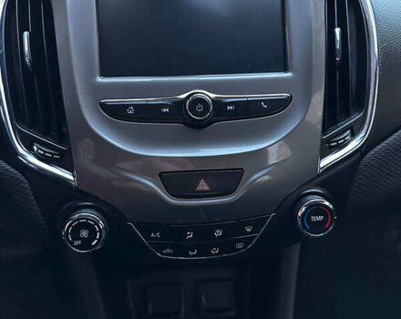 Черный Шевроле Круз, объемом двигателя 1.4 л и пробегом 186 тыс. км за 8400 $, фото 20 на Automoto.ua