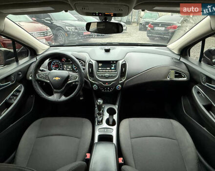Черный Шевроле Круз, объемом двигателя 1.4 л и пробегом 163 тыс. км за 8200 $, фото 15 на Automoto.ua