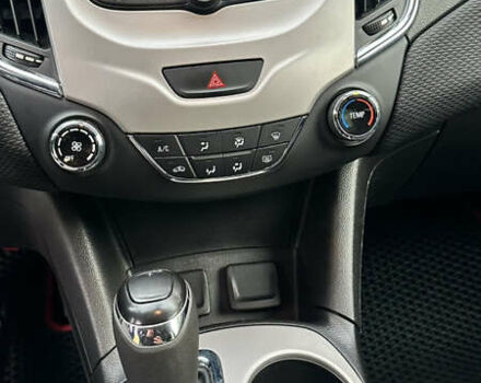 Шевроле Круз 2016 в Одессе на Automoto.ua Черный Шевроле Круз, объемом двигателя 1.36 л и пробегом 75 тыс. км за 9800 $, фото 16 на Automoto.ua