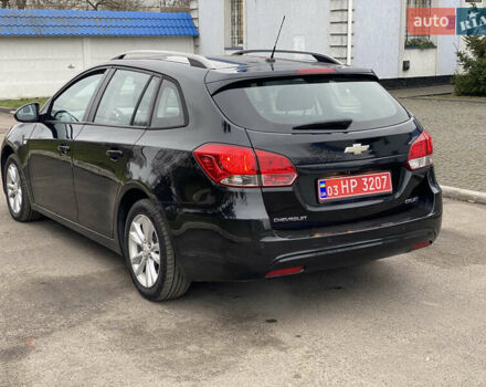 Черный Шевроле Круз, объемом двигателя 1.4 л и пробегом 230 тыс. км за 6550 $, фото 4 на Automoto.ua