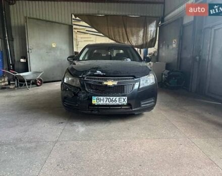 Черный Шевроле Круз, объемом двигателя 1.6 л и пробегом 360 тыс. км за 4200 $, фото 1 на Automoto.ua