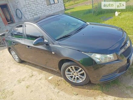 Шевроле Круз 2009 в Тячеве на Automoto.ua Черный Шевроле Круз, объемом двигателя 1.6 л и пробегом 183 тыс. км за 6000 $, фото 1 на Automoto.ua