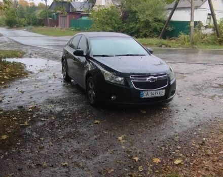 Черный Шевроле Круз, объемом двигателя 1.6 л и пробегом 258 тыс. км за 7200 $, фото 1 на Automoto.ua