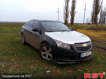 Черный Шевроле Круз, объемом двигателя 2 л и пробегом 160 тыс. км за 6000 $, фото 1 на Automoto.ua