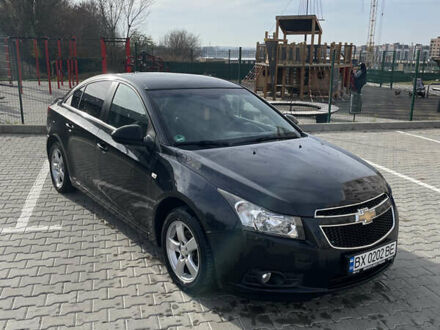 Черный Шевроле Круз, объемом двигателя 1.8 л и пробегом 215 тыс. км за 6700 $, фото 1 на Automoto.ua