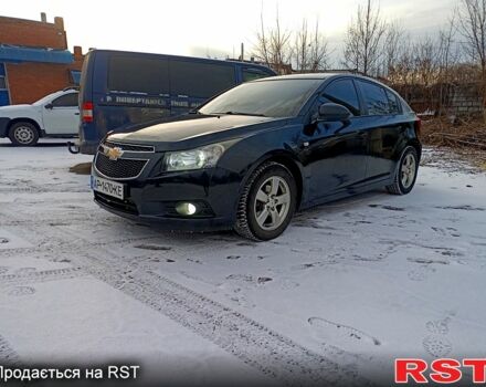 Черный Шевроле Круз, объемом двигателя 1.6 л и пробегом 20000 тыс. км за 5999 $, фото 1 на Automoto.ua