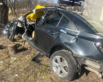 Черный Шевроле Круз, объемом двигателя 2 л и пробегом 230 тыс. км за 1800 $, фото 1 на Automoto.ua