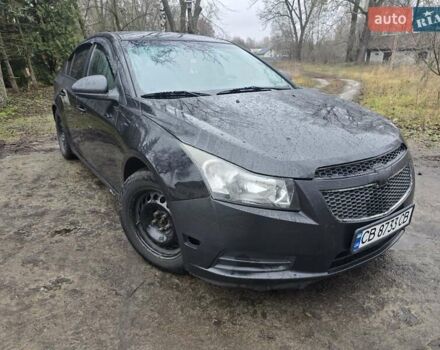 Черный Шевроле Круз, объемом двигателя 1.8 л и пробегом 209 тыс. км за 4600 $, фото 1 на Automoto.ua