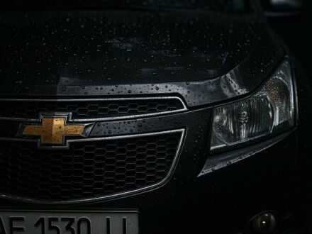 Шевроле Круз 2015 у Чугуеве на Automoto.ua Чорний Шевроле Круз, об'ємом двигуна 1.4 л та пробігом 165 тис. км за 7900 $, фото 1 на Automoto.ua