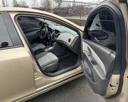 Коричневый Шевроле Круз, объемом двигателя 1.6 л и пробегом 165 тыс. км за 5200 $, фото 8 на Automoto.ua