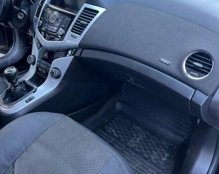 Коричневый Шевроле Круз, объемом двигателя 1.69 л и пробегом 530 тыс. км за 4699 $, фото 3 на Automoto.ua